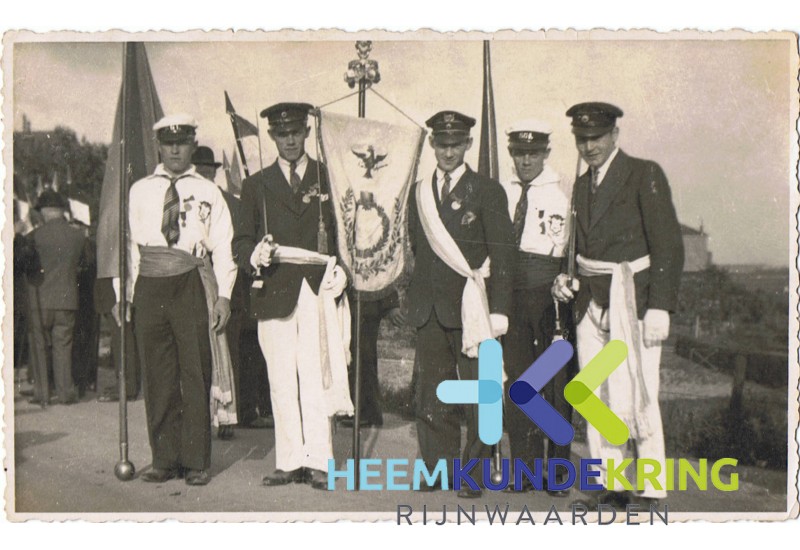 1935-0635 (2)